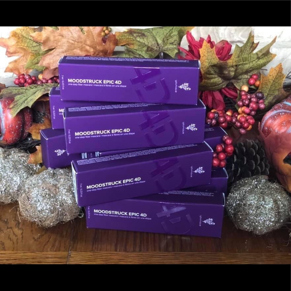 Younique 4D mascara